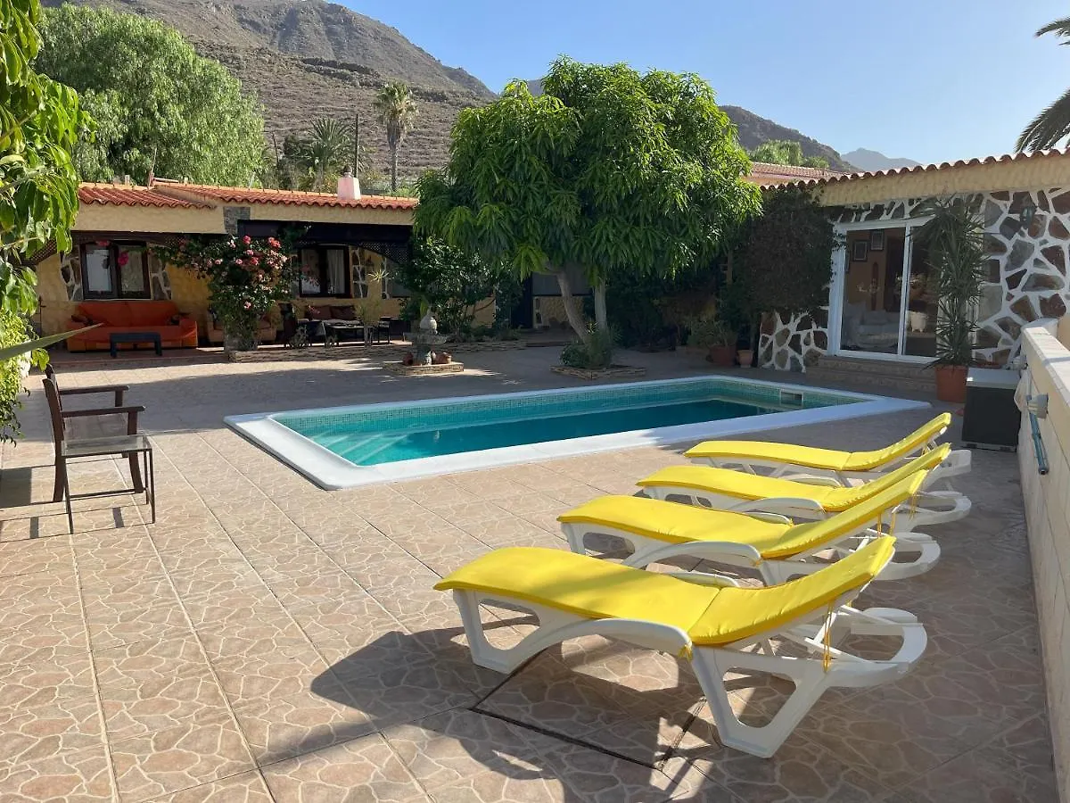 Beautiful Villa With Stunning View location